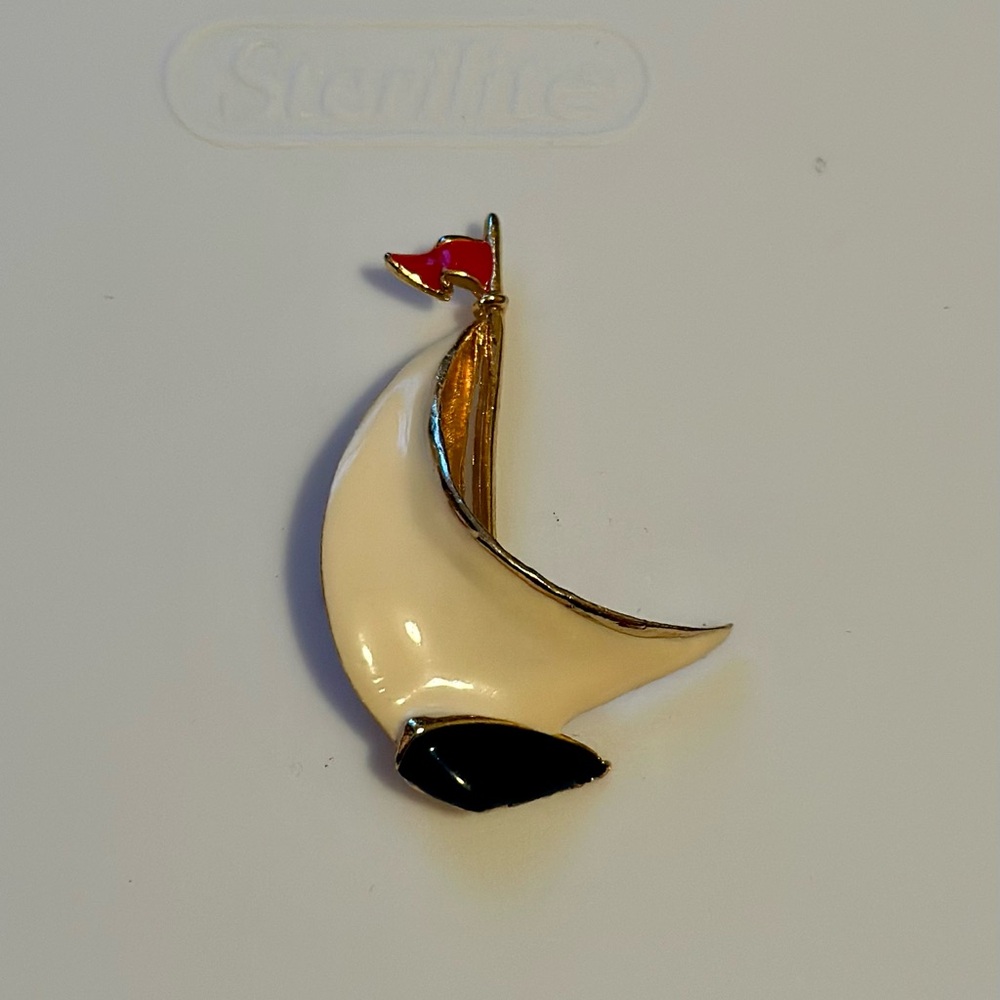 Elegant Gold and Cream Sailboat Brooch